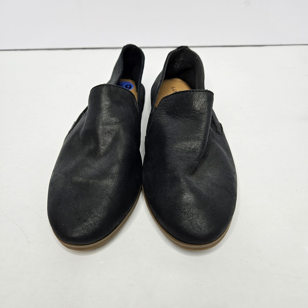 Lucky Brand Slip On Shoes Black Flats Size 6.5 Heel To Toe 9.5" - Picture 2 of 8